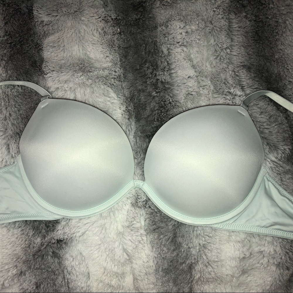 Victoria’s Secret push up bra 34c